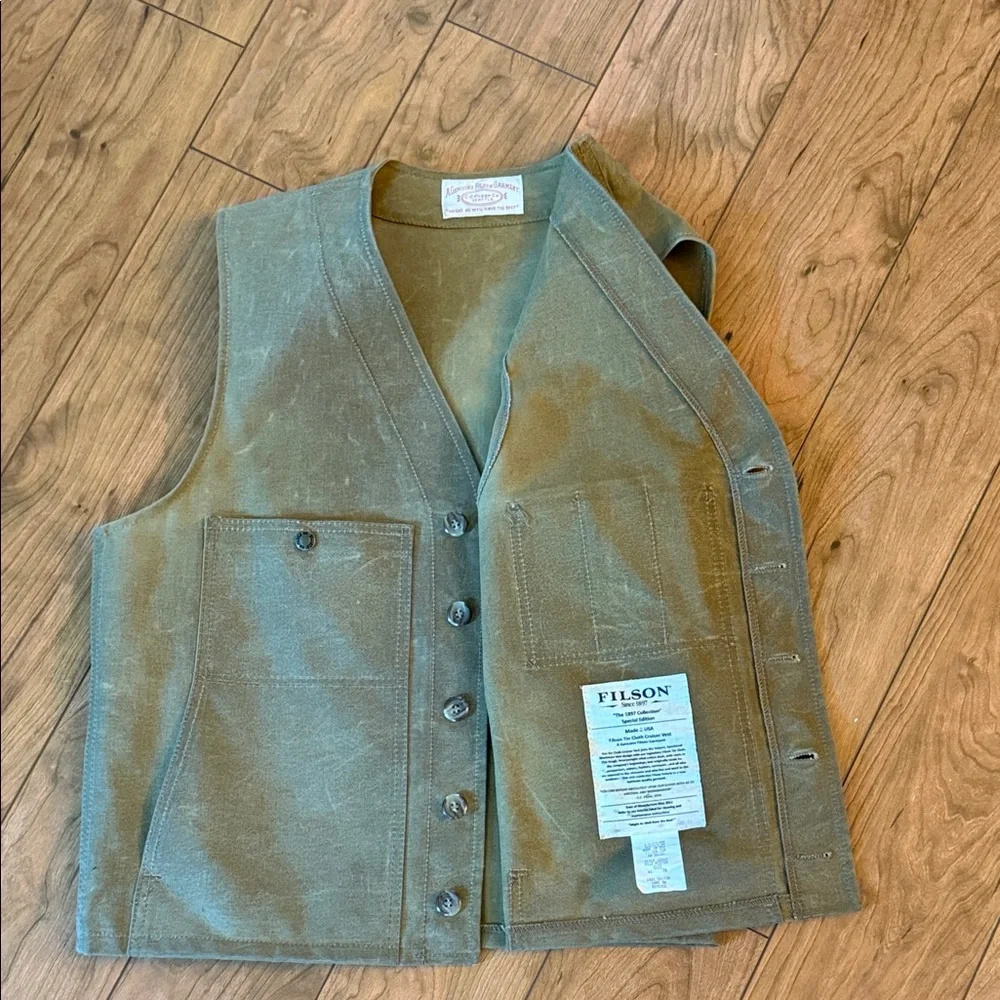 Filson Tin Cloth Cruiser Vest - Picture 5 of 5